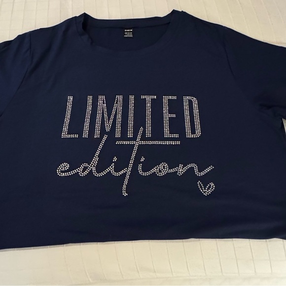 NWOT Navy ‘Limited Edition' T-Shirt - Picture 2 of 4